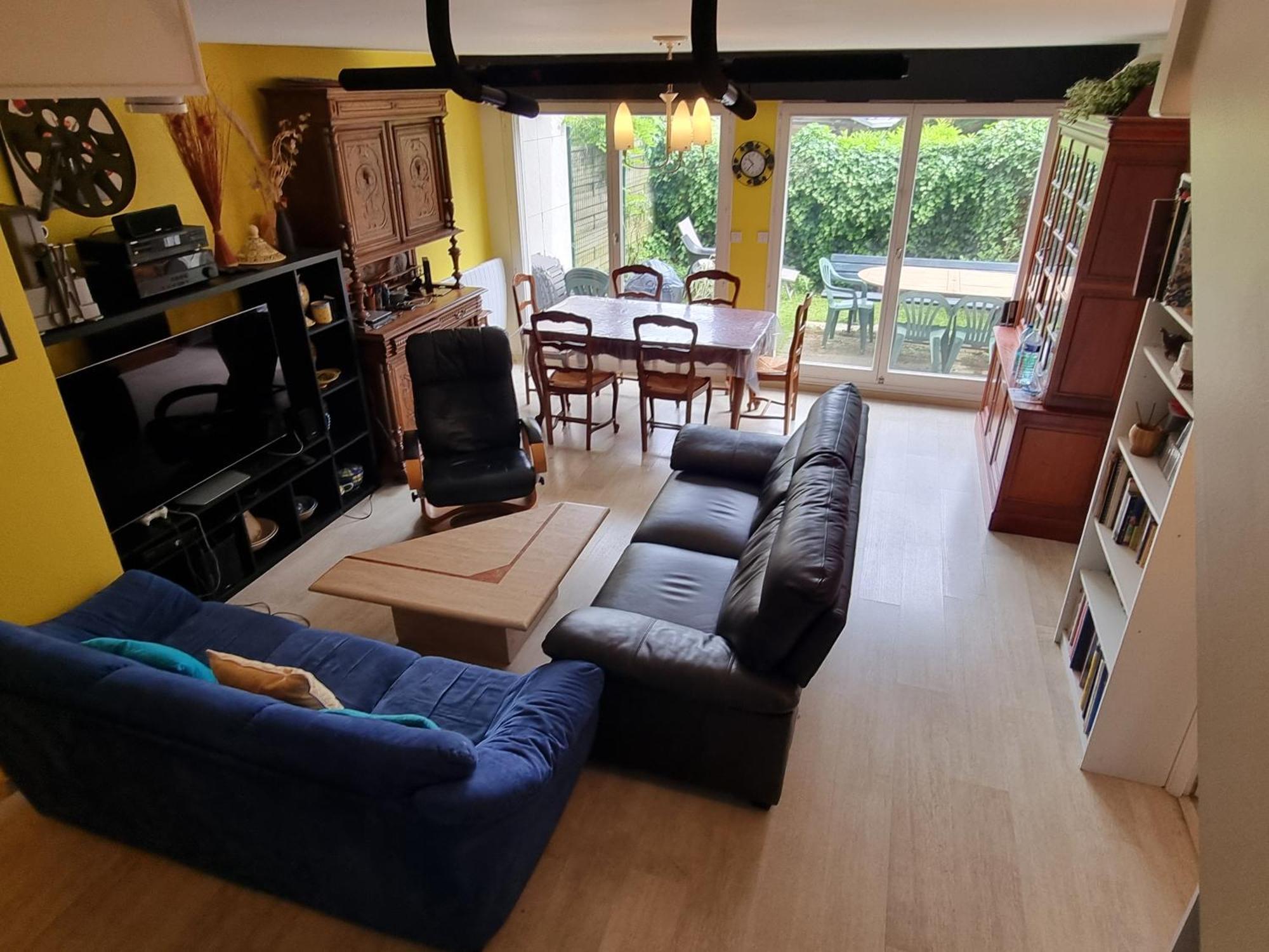 Chambre Avec Sdb Et Toilettes Privatives Rosny-sous-Bois Luaran gambar